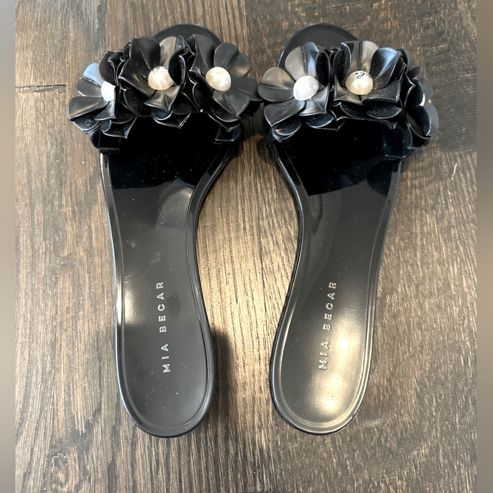 Mia Becar Maggie Slide Black